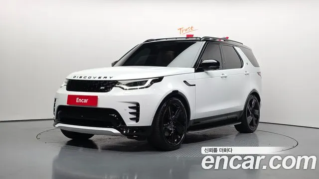 Land Rover Discovery 2024