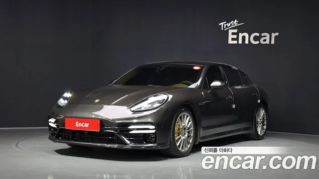 Porsche Panamera 2014