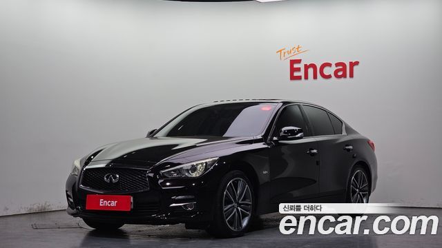 Infiniti Q50 2015
