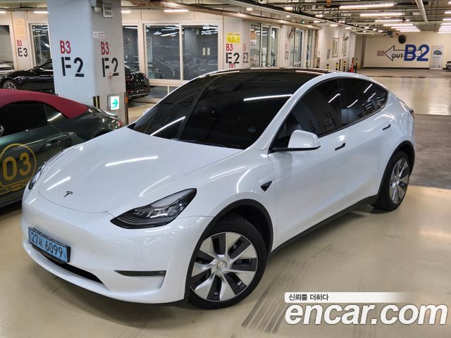 Tesla Model Y 2021