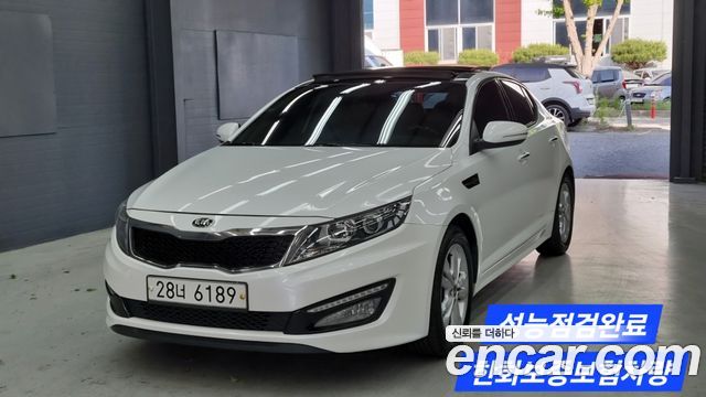 Kia K5 2011