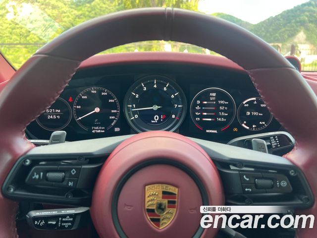 Porsche 911 2021