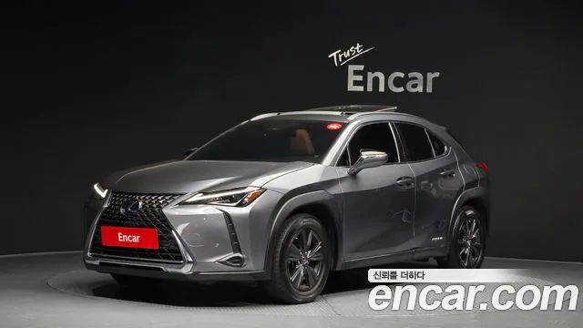 Lexus UX 2019