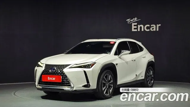 Lexus UX 2019