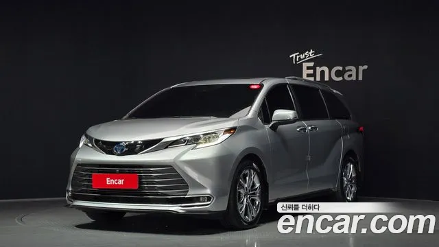 Toyota Sienna 2023