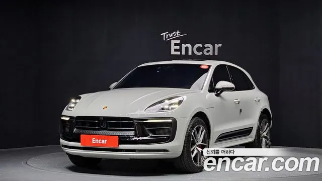 Porsche Macan 2023
