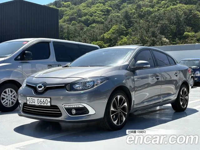 Renault SM3 2015