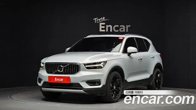 Volvo XC40 2022