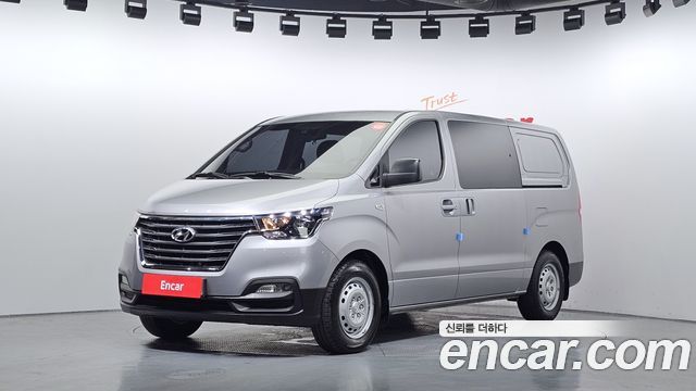 Hyundai Starex 2021