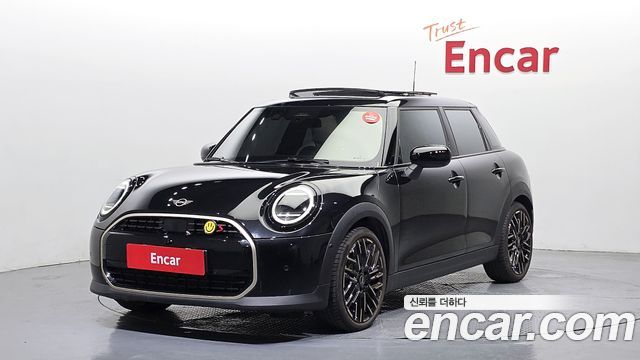 MINI Cooper 2024