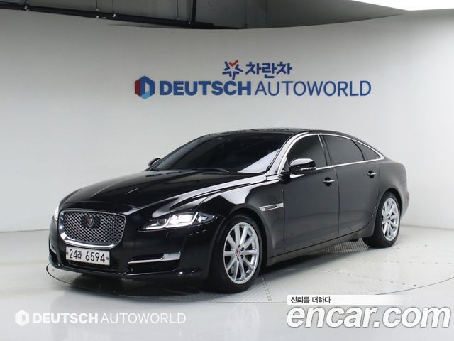 Jaguar XJ 2016