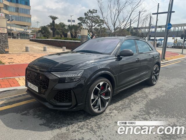 Audi RSQ8 2022