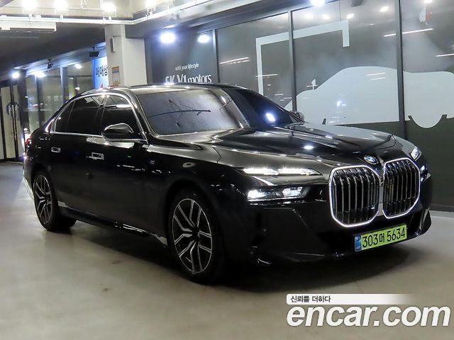 BMW 7-Series 2025