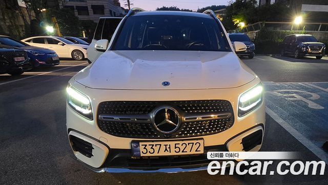Mercedes-Benz GLB-Class 2024