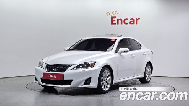 Lexus IS 2013