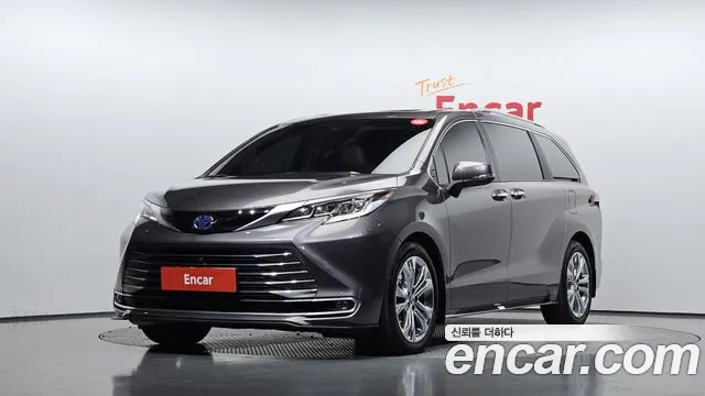 Toyota Sienna 2023