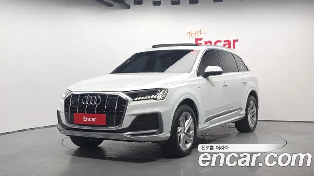 Audi Q7 2021