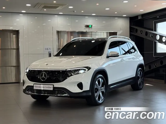 Mercedes-Benz EQB 2025