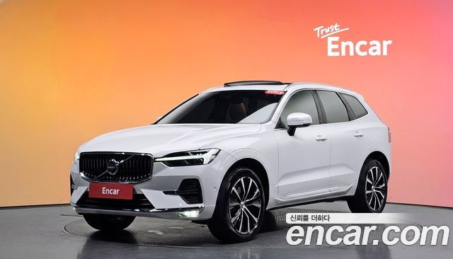 Volvo XC60 2025