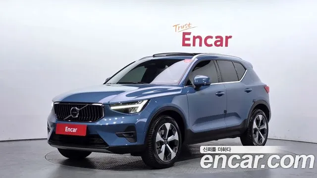Volvo XC40 2022