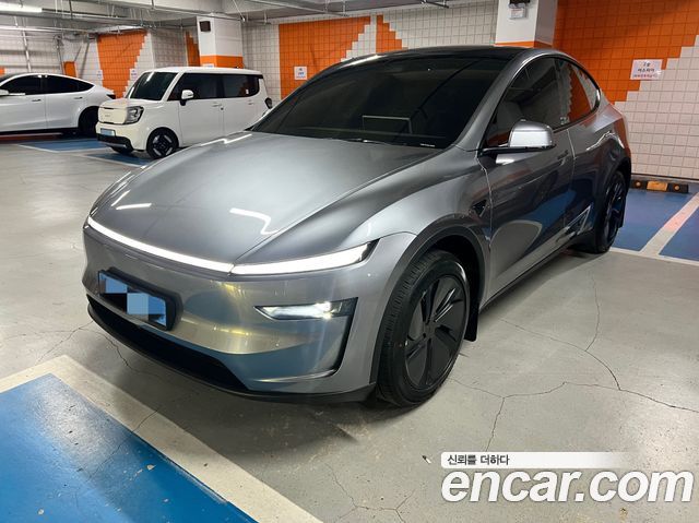 Tesla Model Y 2026