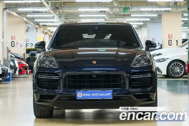 Porsche Cayenne 2021