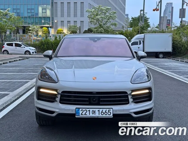 Porsche Cayenne 2022