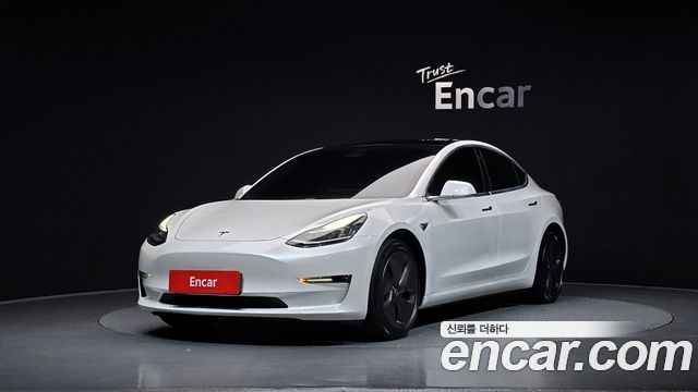 Tesla Model 3 2020