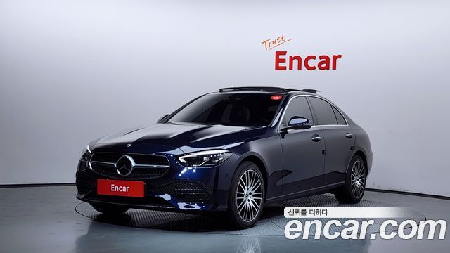 Mercedes-Benz C-Class 2022