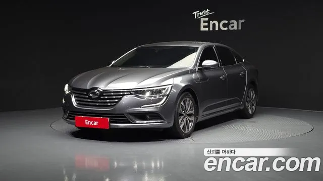 Renault SM6 2016
