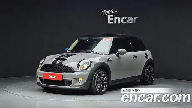MINI Cooper 2012