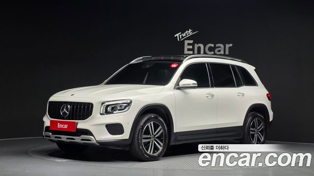 Mercedes-Benz GLB-Class 2021