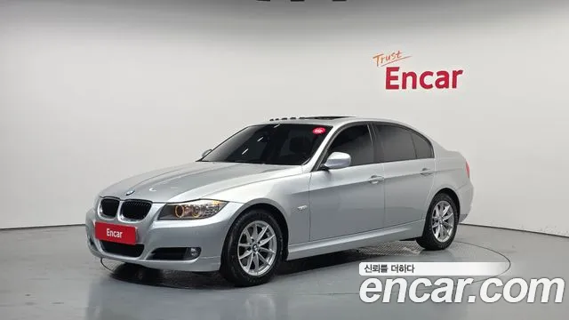 BMW 3-Series 2011