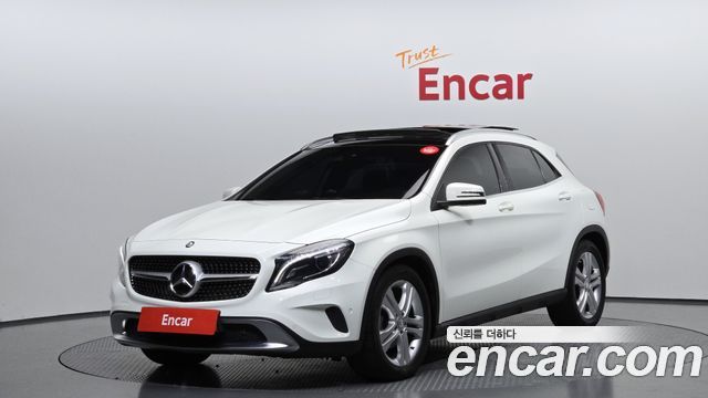 Mercedes-Benz GLA-Class 2016