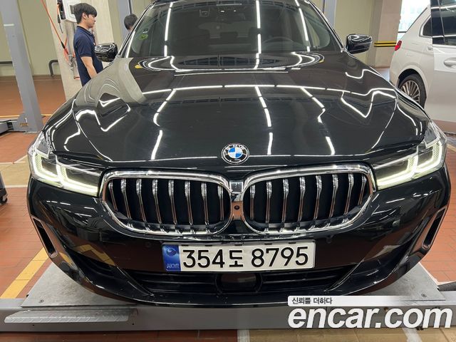 BMW Gran Turismo 2023