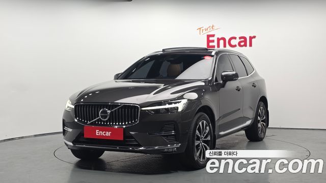 Volvo XC60 2025