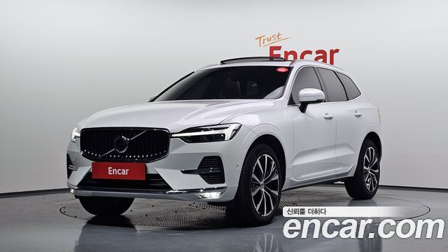 Volvo XC60 2025