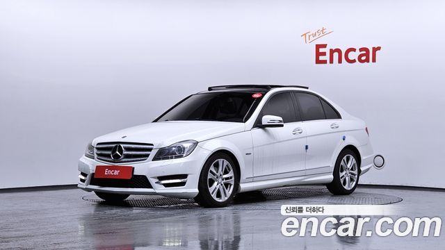 Mercedes-Benz C-Class 2011