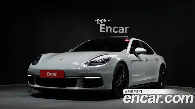 Porsche Panamera 2018
