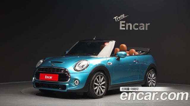 MINI Cooper Convertible 2020