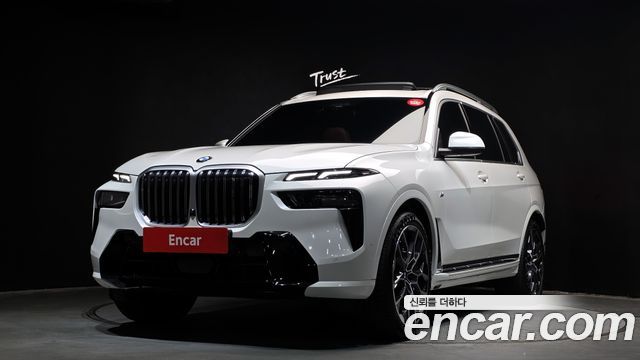 BMW X7 2025