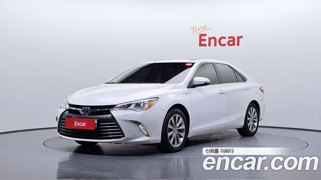 Toyota Camry 2016
