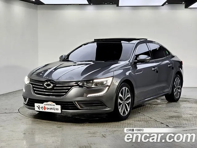 Renault SM6 2016