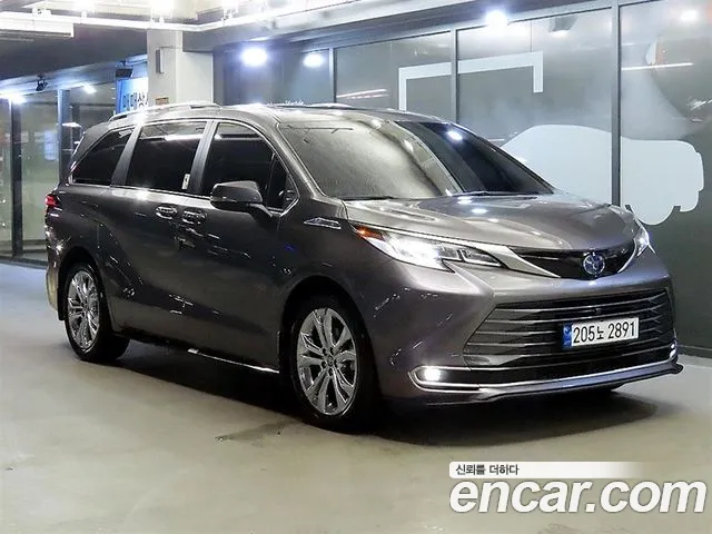 Toyota Sienna 2023