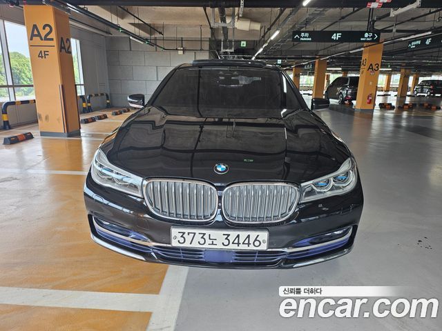 BMW 7-Series 2016