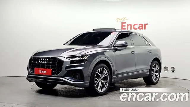 Audi Q8 2021