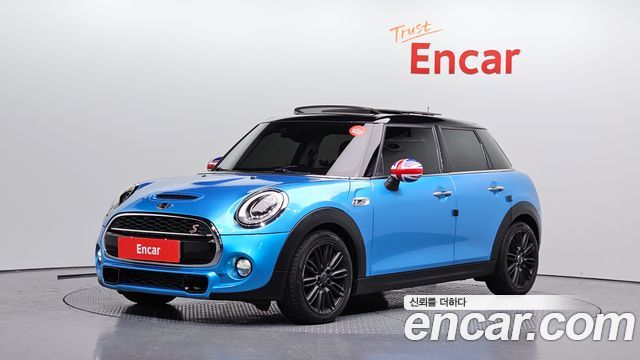 MINI Cooper 2016