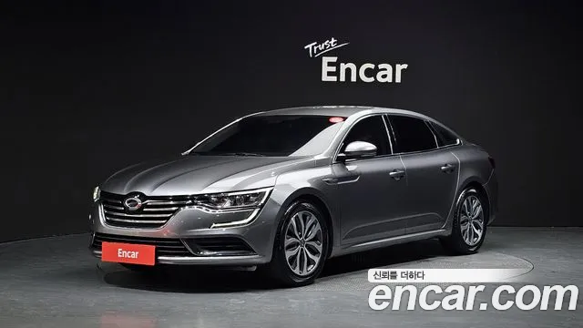 Renault SM6 2016