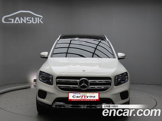 Mercedes-Benz GLB-Class 2021