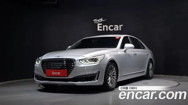 Genesis EQ900 2017